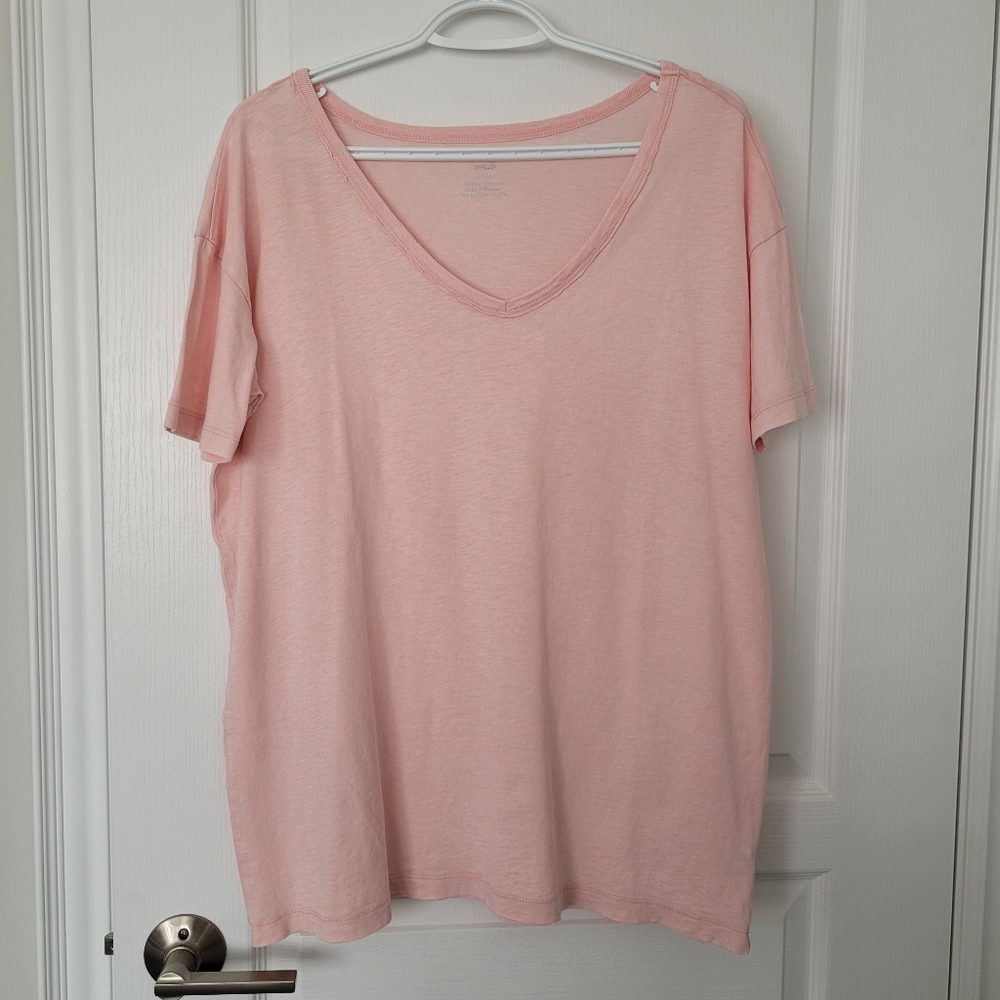 Aerie Light Pink V-Neck T-Shirt - XS